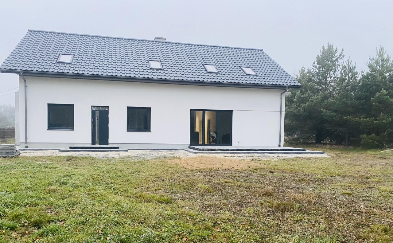 budynek wielorodzinny, 4 pokoje Dąbrowa Rzeczycka. Zdjęcie 2