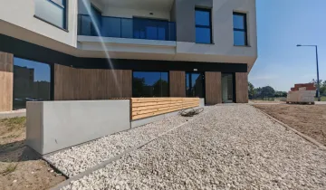 Nieruchomość komercyjna na sprzedaż bez pośredników          
          
            ul. Rzemieślnicza          
          
            Zgierz - Vista 4