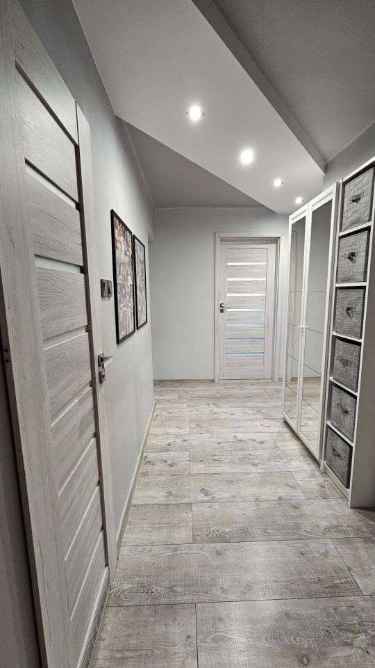 Mieszkanie 3-pokojowe Katowice os. Tysiąclecia, ul. Bolesława Chrobrego. Zdjęcie 2