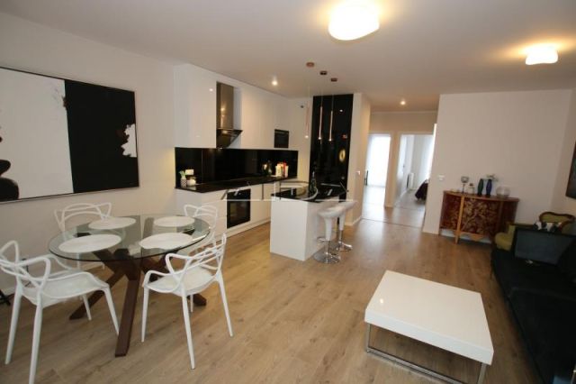 Mieszkanie 3-pokojowe Wrocław Stare Miasto, SIKORSKIEGO ATAL TOWERS APARTAMENT NOWOŚĆ GARAŻ. Zdjęcie 2