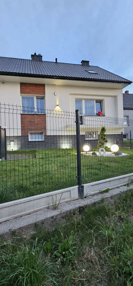 dom wolnostojący, 7 pokoi Jangrot, ul. Olkuska. Zdjęcie 1