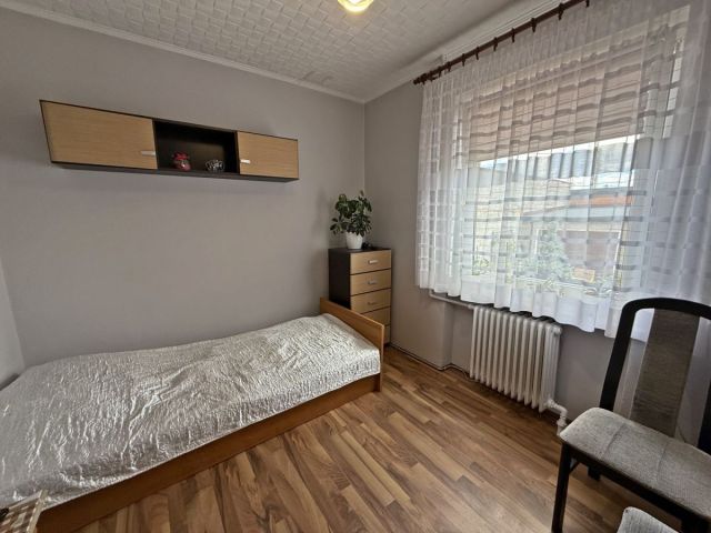 dom wolnostojący, 9 pokoi Kozłów Biskupi, ul. Złota. Zdjęcie 9