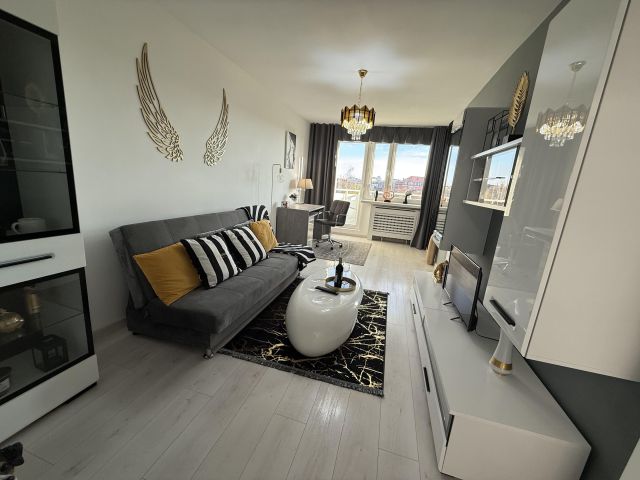 Mieszkanie 3-pokojowe Katowice Śródmieście, al. Walentego Roździeńskiego. Zdjęcie 1