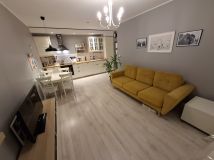 Mieszkanie 3-pokojowe Kraków Górka Narodowa, ul. Stefana Banacha. Zdjęcie 1