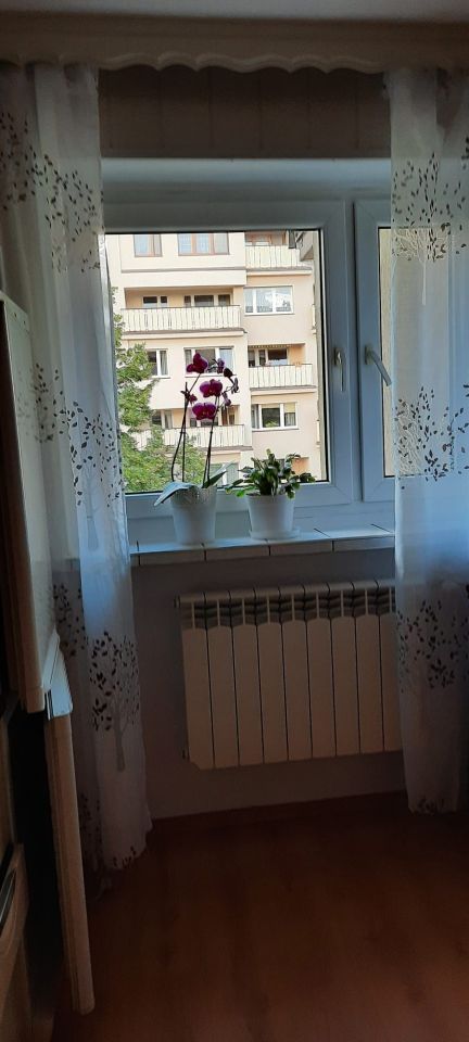 Mieszkanie 4-pokojowe Zabrze, ul. Stanisława Żółkiewskiego. Zdjęcie 4