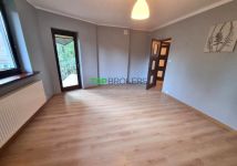 dom wolnostojący, 8 pokoi Warszawa Wesoła