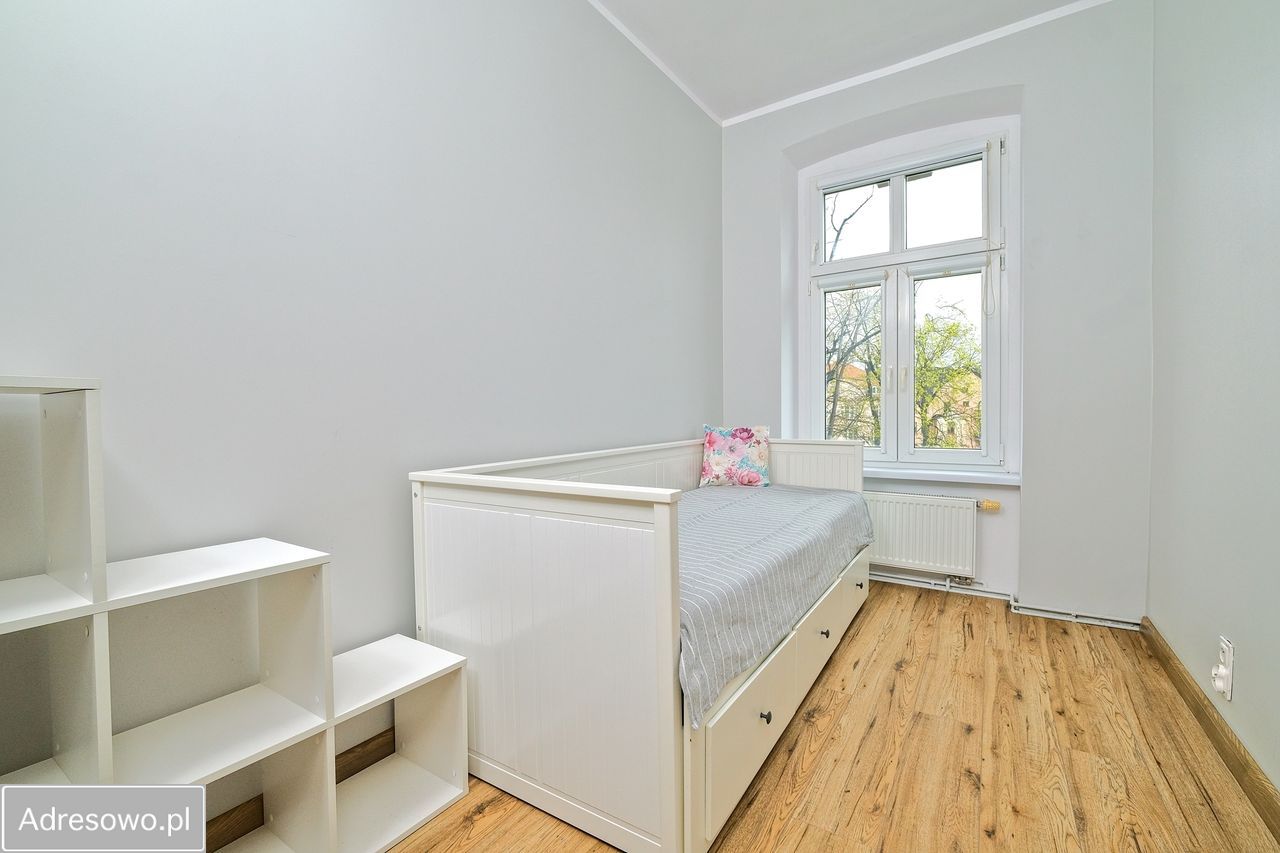 Mieszkanie 3-pokojowe Legnica Centrum, ul. Parkowa. Zdjęcie 2