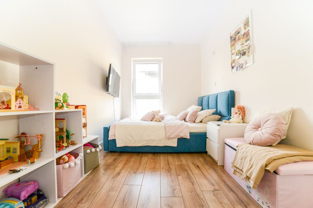 dom szeregowy, 6 pokoi Ząbki, ul. Skowronka. Zdjęcie 9