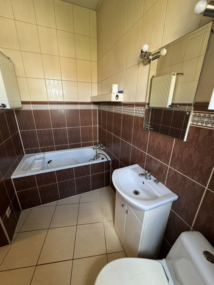 Mieszkanie 3-pokojowe Kłodzko, ul. Tadeusza Kościuszki. Zdjęcie 11