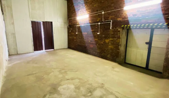 Hala/magazyn Brzeg, ul. Towarowa