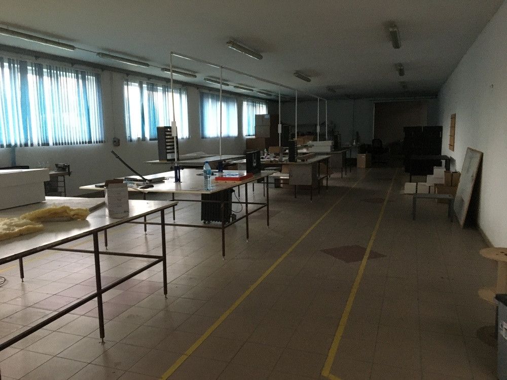 Hala/magazyn Ostrowiec Świętokrzyski, ul. Antoniego Hedy ps. "Szary". Zdjęcie 4