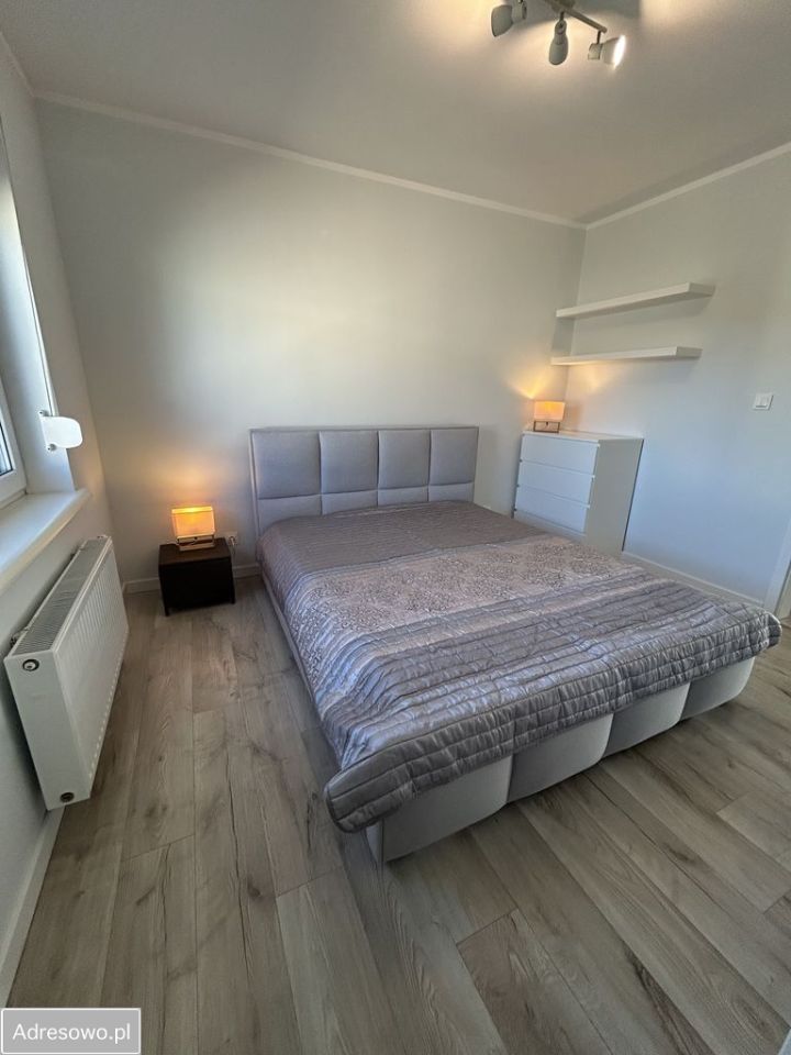 Mieszkanie 2-pokojowe Jelenia Góra Centrum, ul. Osiedle Robotnicze. Zdjęcie 10