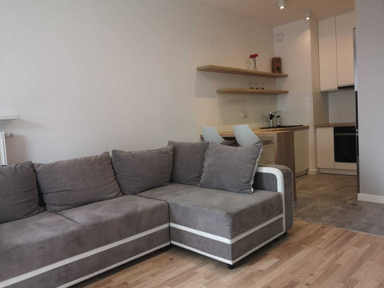 Mieszkanie 2-pokojowe Warszawa Saska Kępa, ul. Jana Nowaka-Jeziorańskiego. Zdjęcie 1