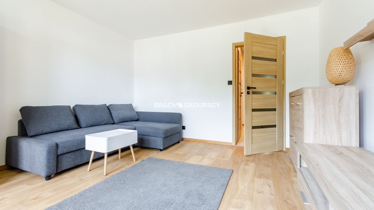 Mieszkanie 3-pokojowe Kraków Mistrzejowice, os. Piastów. Zdjęcie 2