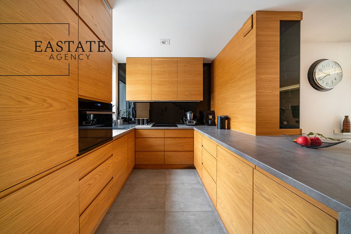 bliźniak, 5 pokoi Łomianki. Zdjęcie 4