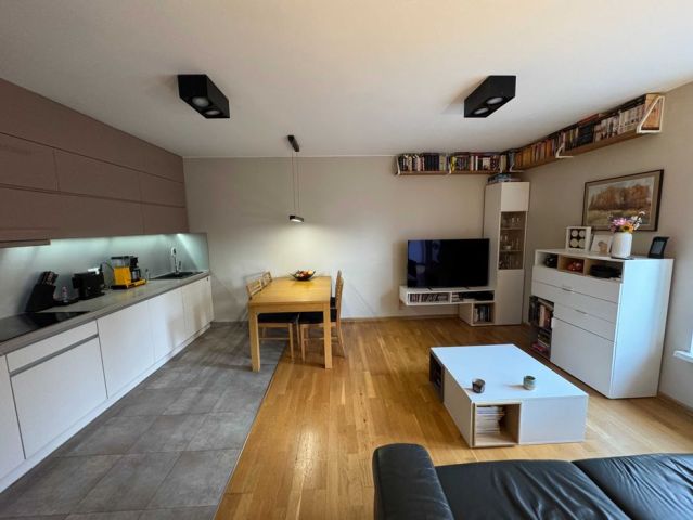 Mieszkanie 2-pokojowe Ksawerów, ul. Szkolna. Zdjęcie 1