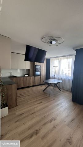 Mieszkanie 3-pokojowe Warszawa Wola. Zdjęcie 1