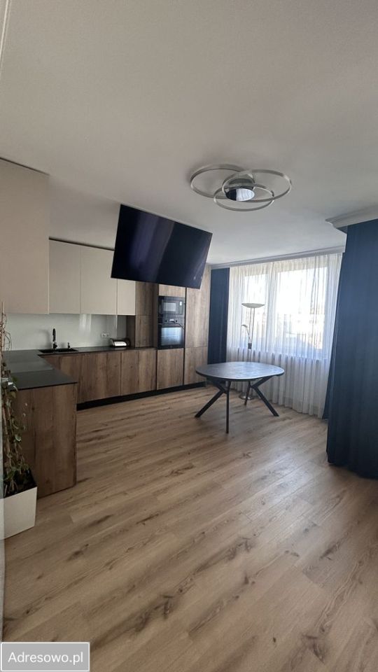 Mieszkanie 3-pokojowe Warszawa Wola. Zdjęcie 1