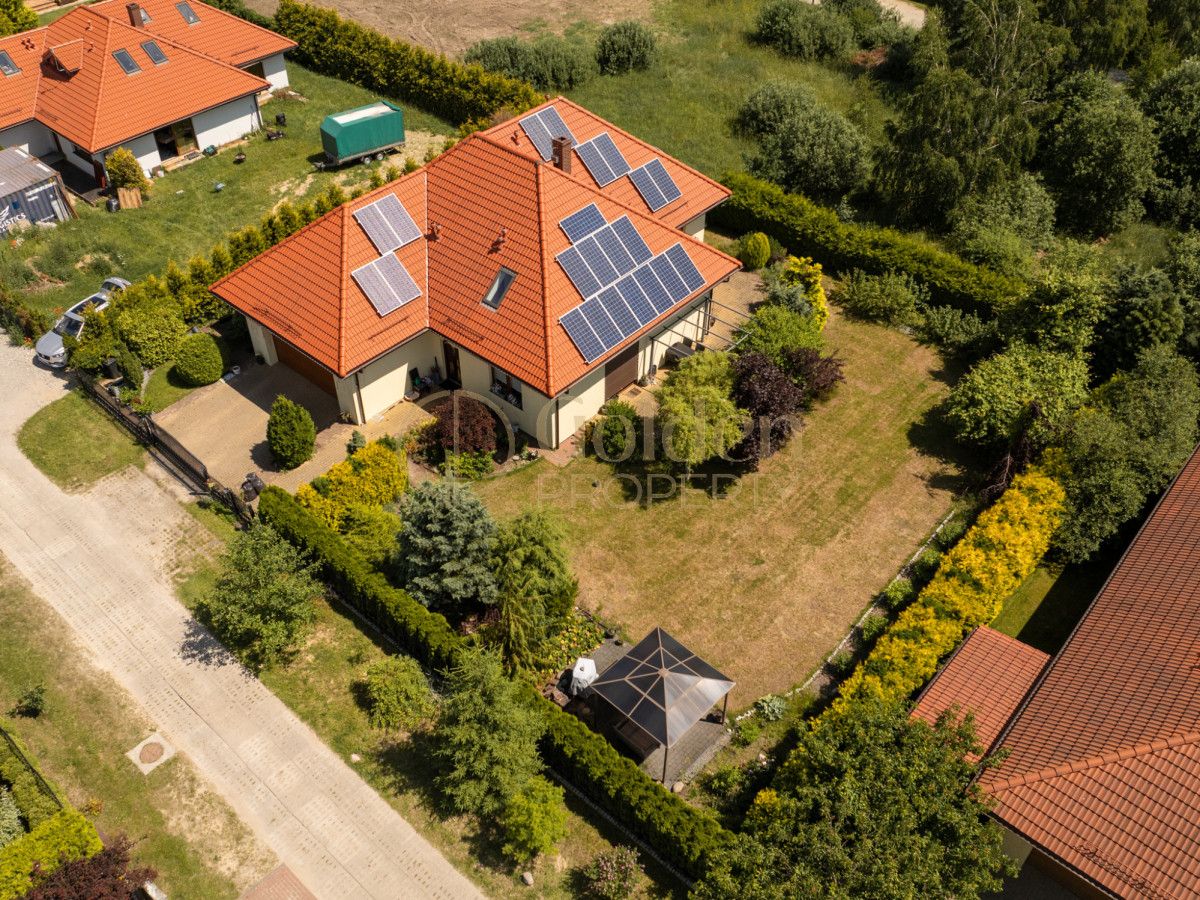 dom wolnostojący, 8 pokoi Przyjaźń, ul. Przyjazna. Zdjęcie 2