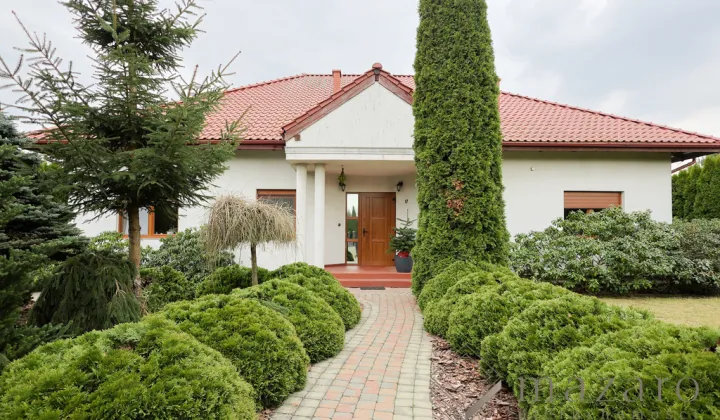 dom wolnostojący, 4 pokoje Łochowo