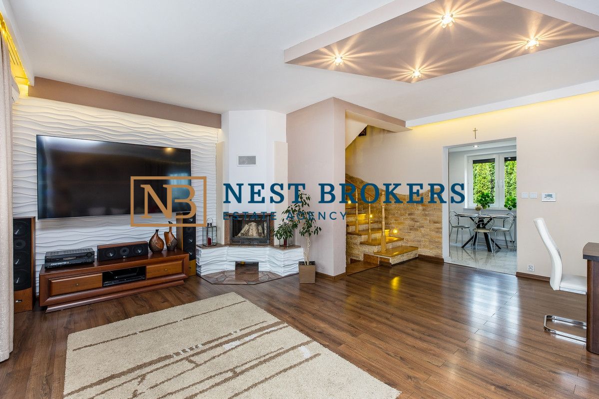 dom wolnostojący, 4 pokoje Kraków Nowa Huta, ul. Żaglowa. Zdjęcie 3