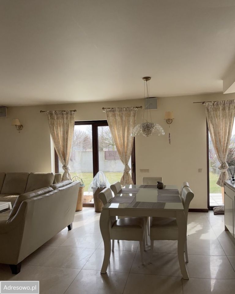 dom wolnostojący, 5 pokoi Lisiec Wielki. Zdjęcie 10