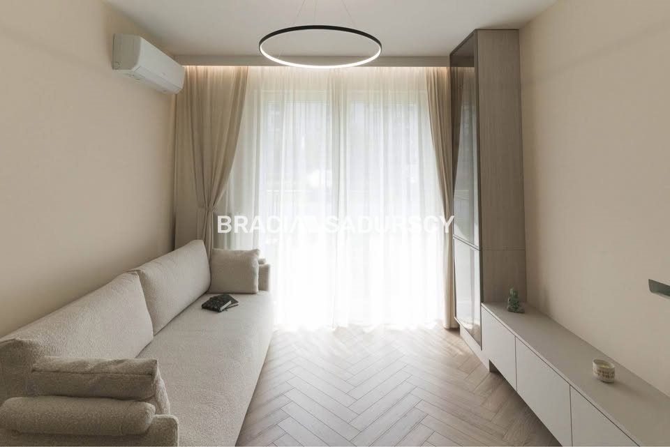 Mieszkanie 2-pokojowe Kraków Grzegórzki, ul. Bajeczna. Zdjęcie 2