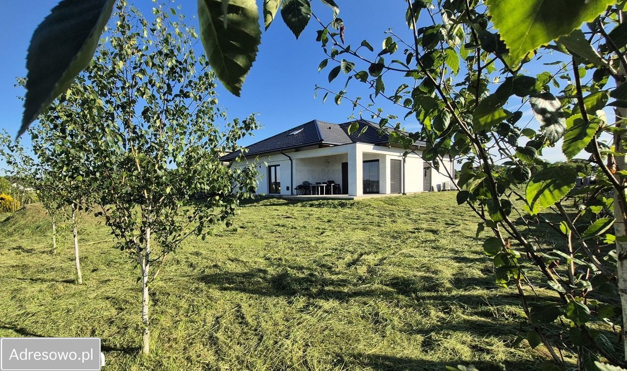 dom wolnostojący, 4 pokoje Książenice, ul. Leśna. Zdjęcie 18