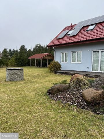 dom wolnostojący, 4 pokoje Pojezierce. Zdjęcie 1