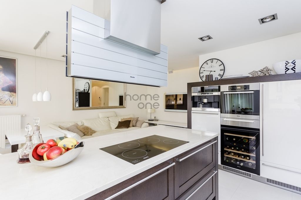 Mieszkanie 3-pokojowe Warszawa Śródmieście, ul. Sienna. Zdjęcie 4