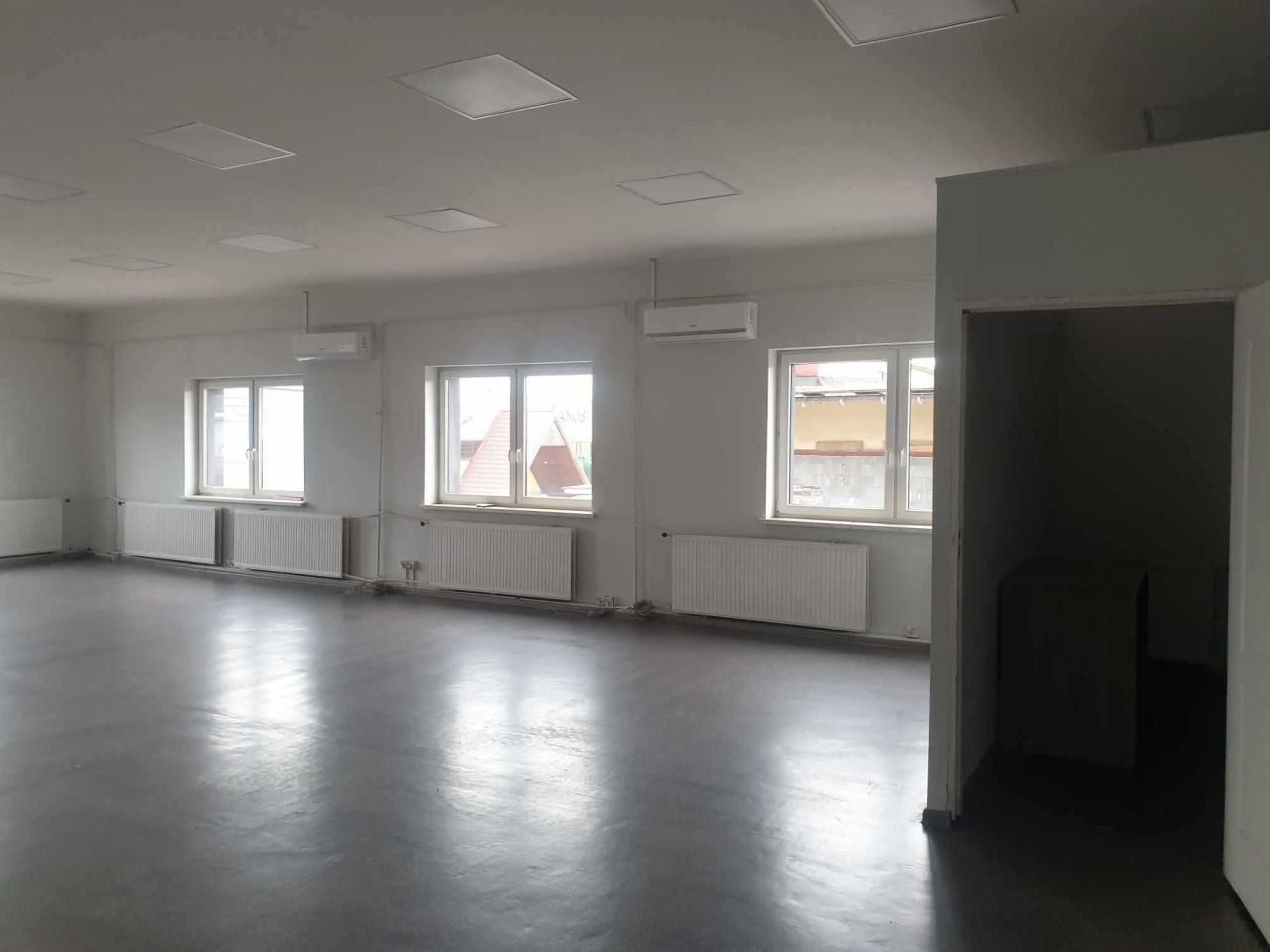 Biuro Żywiec, ul. Fabryczna. Zdjęcie 2