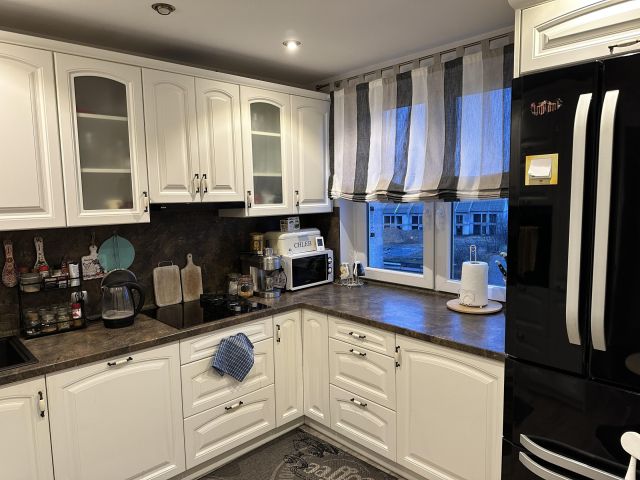 Mieszkanie 3-pokojowe Wolin, ul. Słowiańska. Zdjęcie 1