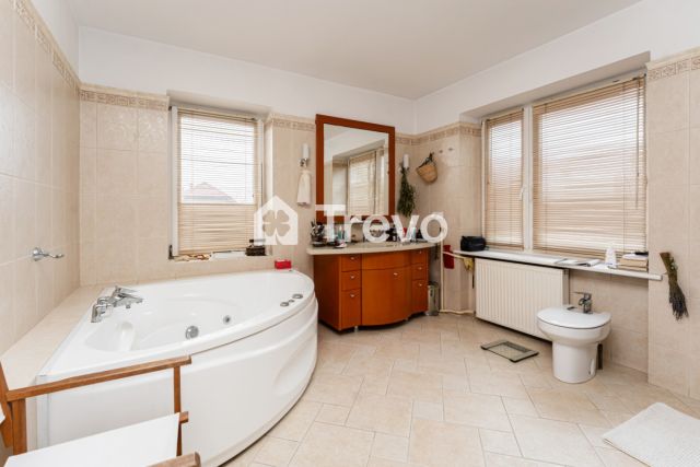 dom szeregowy, 8 pokoi Gdańsk Chełm, ul. prof. Romana Lipowicza. Zdjęcie 13