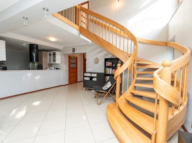 dom wolnostojący, 6 pokoi Czernica, ul. Mikołaja Reja. Zdjęcie 12