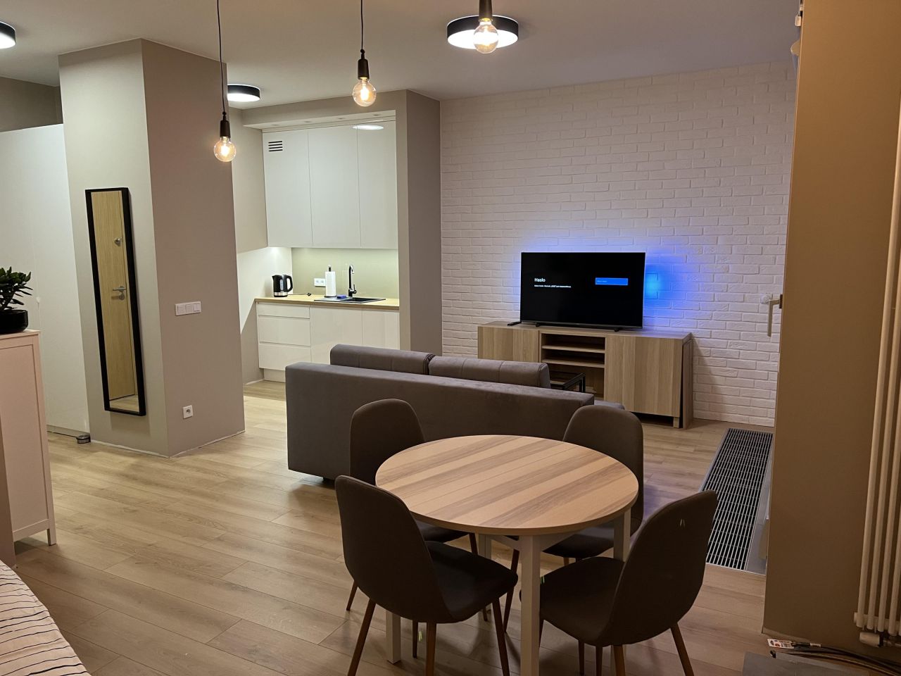 Mieszkanie 1-pokojowe Warszawa Wola, ul. Kolejowa. Zdjęcie 1