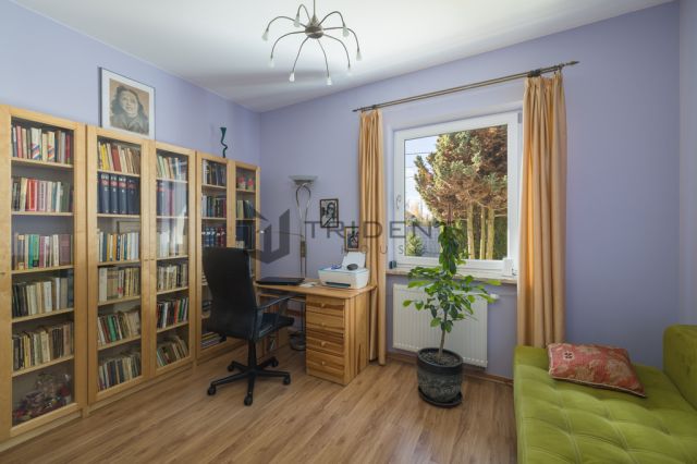 dom wolnostojący, 7 pokoi Łoś. Zdjęcie 11