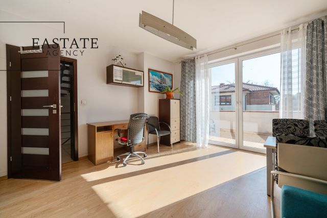 bliźniak, 9 pokoi Warszawa Wawer, ul. Wał Miedzeszyński. Zdjęcie 9