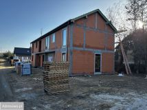 bliźniak, 5 pokoi Janówek Pierwszy, ul. Zacisze. Zdjęcie 2