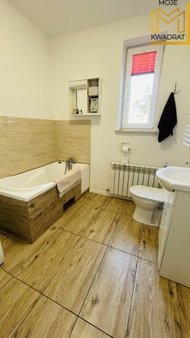 dom wolnostojący, 2 pokoje Bełchatów. Zdjęcie 7