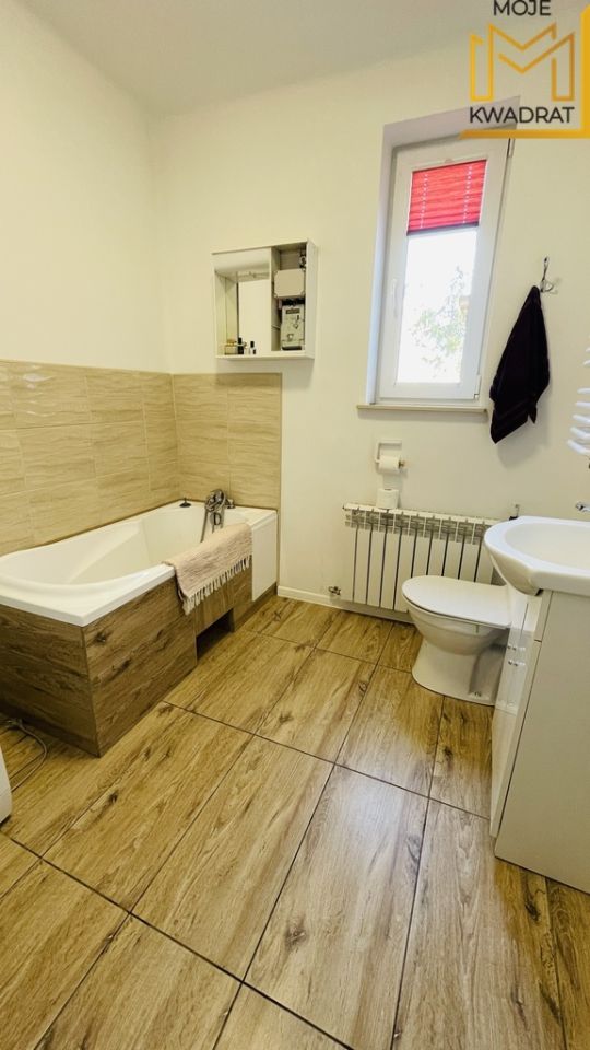 dom wolnostojący, 2 pokoje Bełchatów. Zdjęcie 7