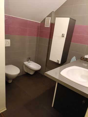 dom wolnostojący, 3 pokoje Przemyśl Wysokie Góry, ul. Piasta Kołodzieja. Zdjęcie 2