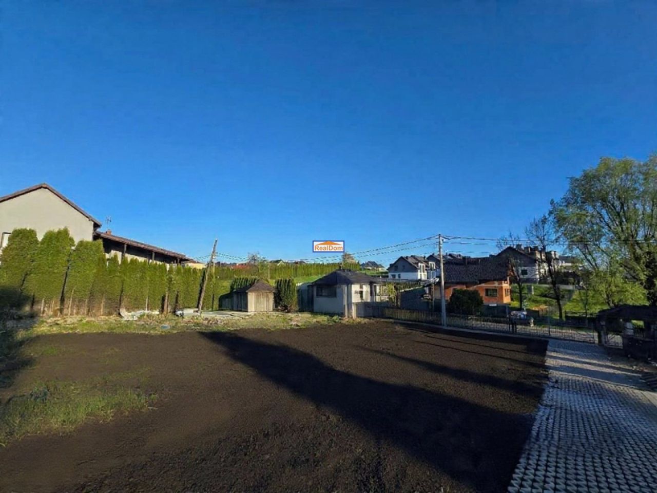 Działka inwestycyjna Tomaszowice. Zdjęcie 1