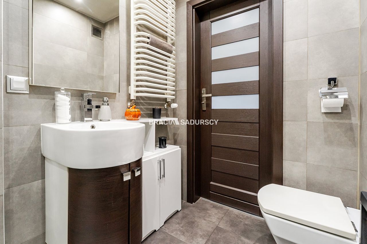Mieszkanie 3-pokojowe Kraków Krowodrza, ul. Krowoderskich Zuchów. Zdjęcie 16