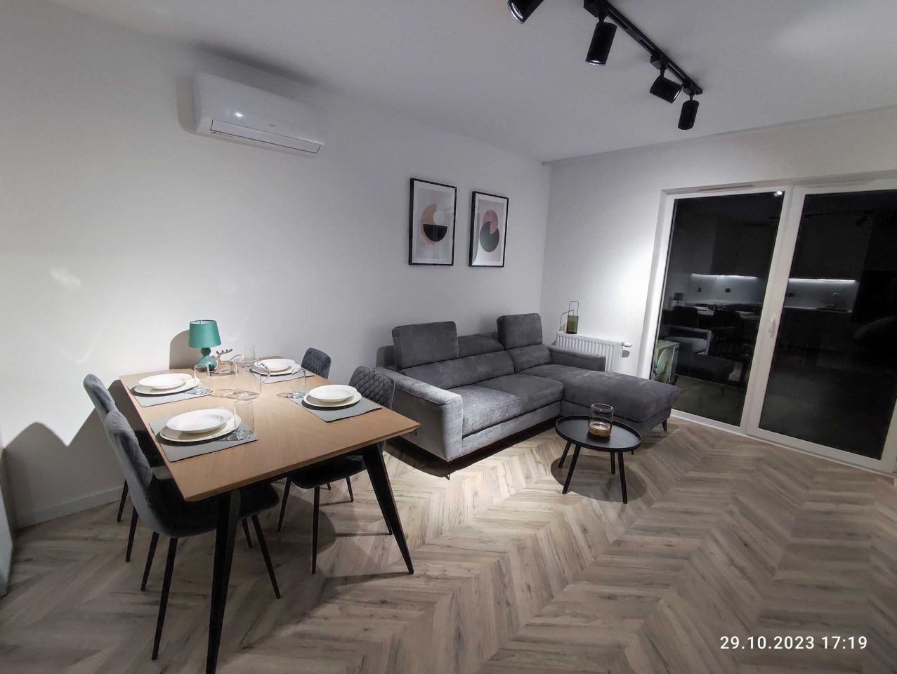 Mieszkanie 3-pokojowe Wrocław Jagodno. Zdjęcie 1