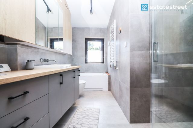 Mieszkanie 2-pokojowe Kraków Stare Miasto, ul. Marii Skłodowskiej-Curie. Zdjęcie 10