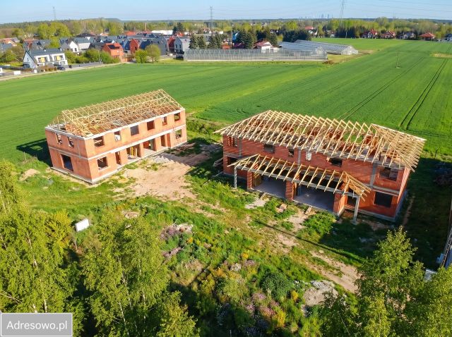 bliźniak, 6 pokoi Stare Babice, ul. Zaciszna. Zdjęcie 1