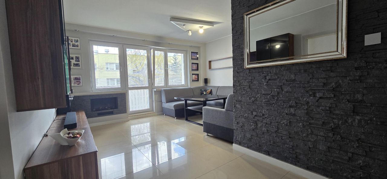 Mieszkanie 4-pokojowe Legionowo, ul. Wilanowska. Zdjęcie 1