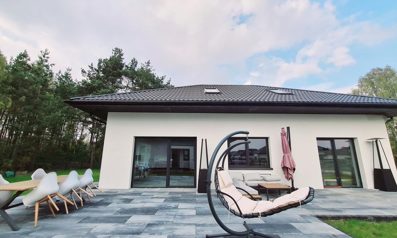 dom wolnostojący, 6 pokoi Łódź Widzew, ul. Brzezińska