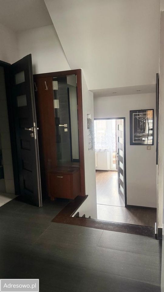 Mieszkanie 3-pokojowe Nowy Wiśnicz, ul. Jana Brzękowskiego. Zdjęcie 5