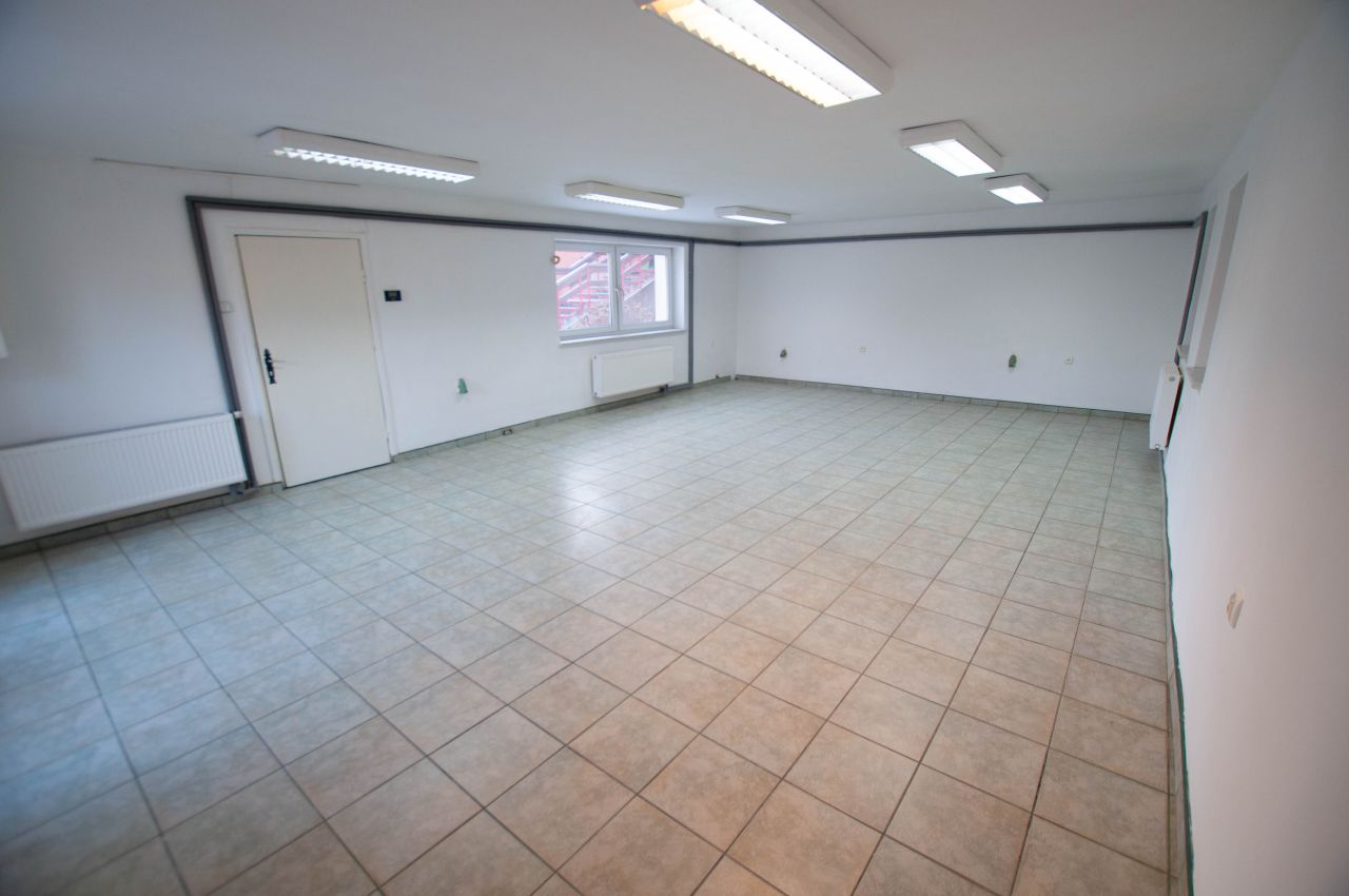 Nieruchomość komercyjna Katowice Ochojec, ul. Koników Polnych. Zdjęcie 4